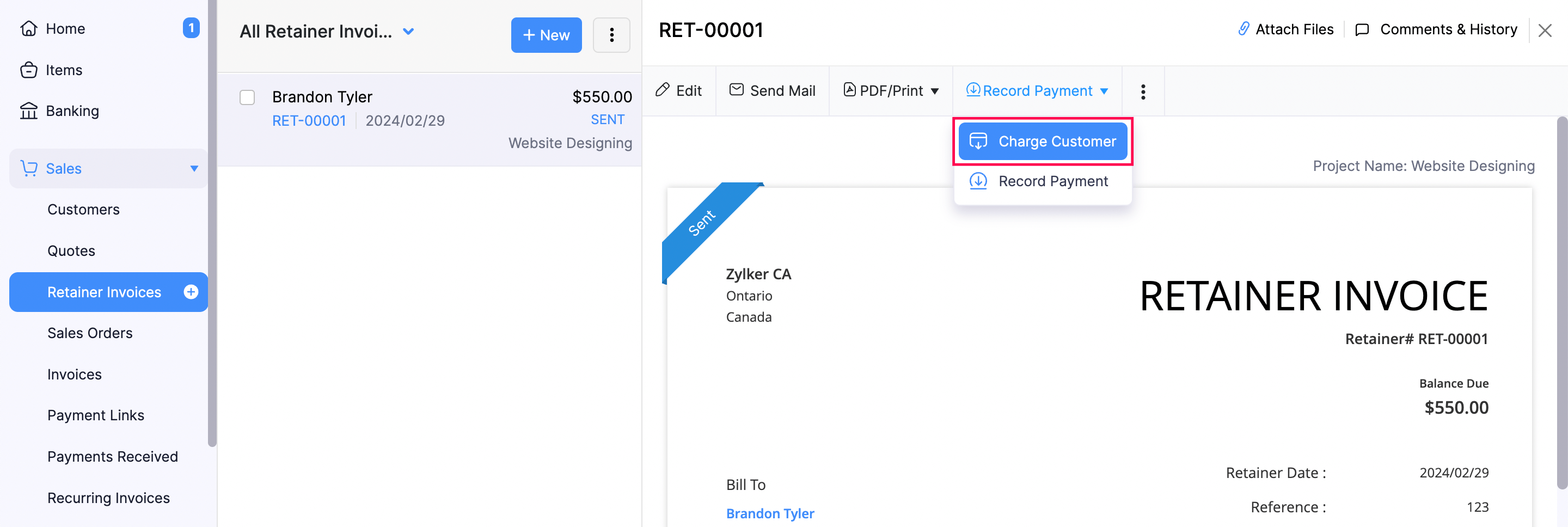 Charge Customer button in retainer invoices in Zoho Books